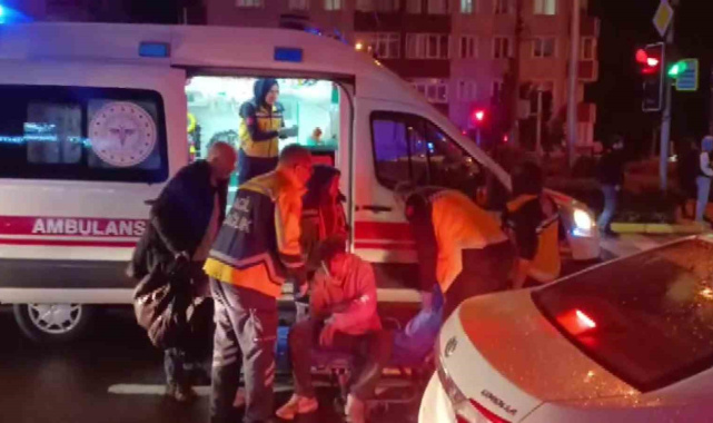 2 araç kazaya karıştı: 7 yaralı