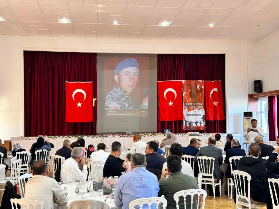 3’üncü Komando Tugayı mensupları, şehit silah arkadaşlarını andı