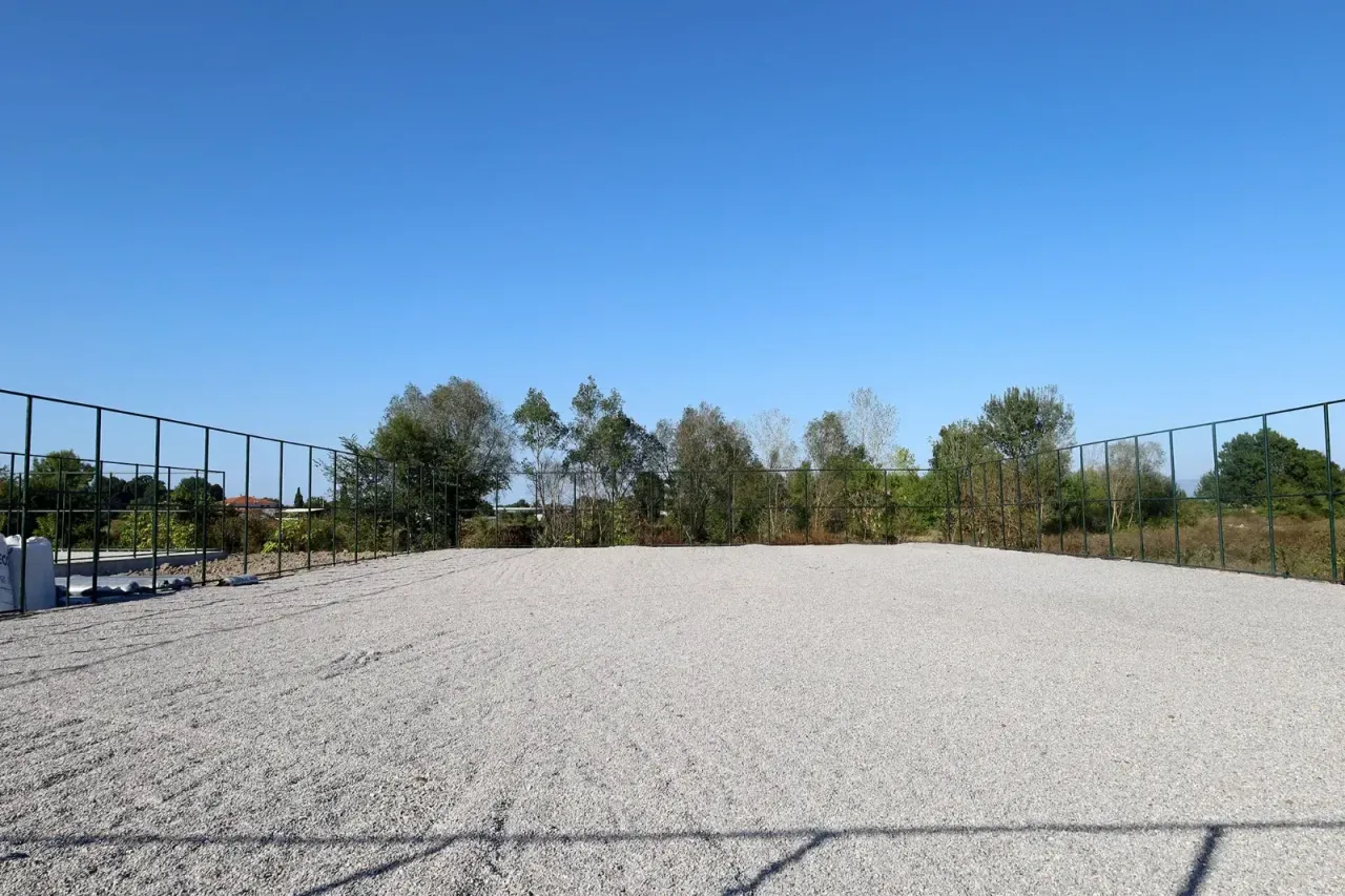 8 ayrı noktada spor tesislerinin yapımı devam ediyor