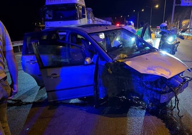 Amasya'da otomobil bariyere çarptı: 1 ölü, 3 yaralı