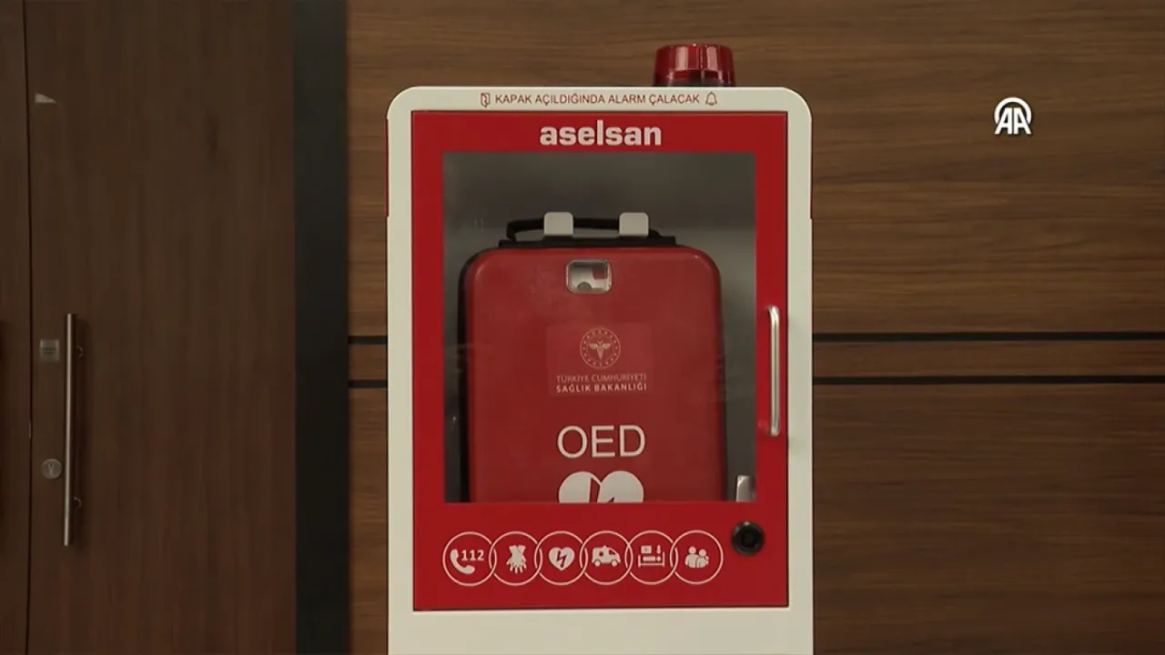 Ani kalp durmalarına karşı 25 noktaya yerli şok cihazı yerleştirildi
