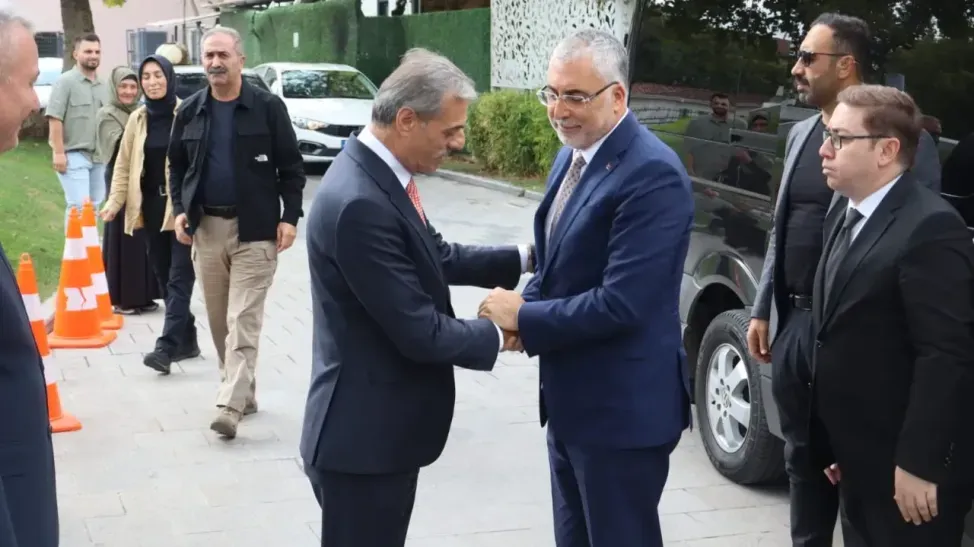 Bakan Işıkhan'dan Başkan Alemdar'a ziyaret