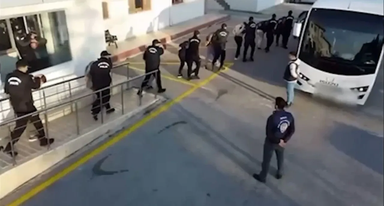 Bakan Yerlikaya: "Siber Suçlarla Mücadele kapsamında 346 şüpheliyi yakaladık"