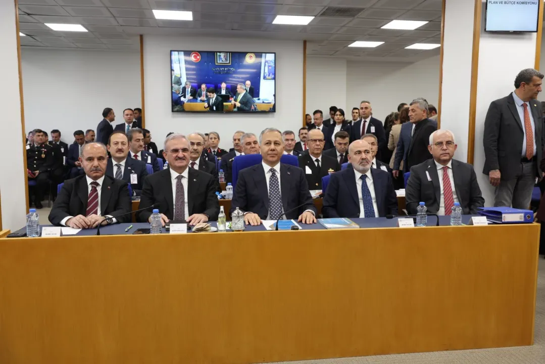 Bakan Yerlikaya: Türkiye'deki yabancı sayısı 3 milyon 615 bin