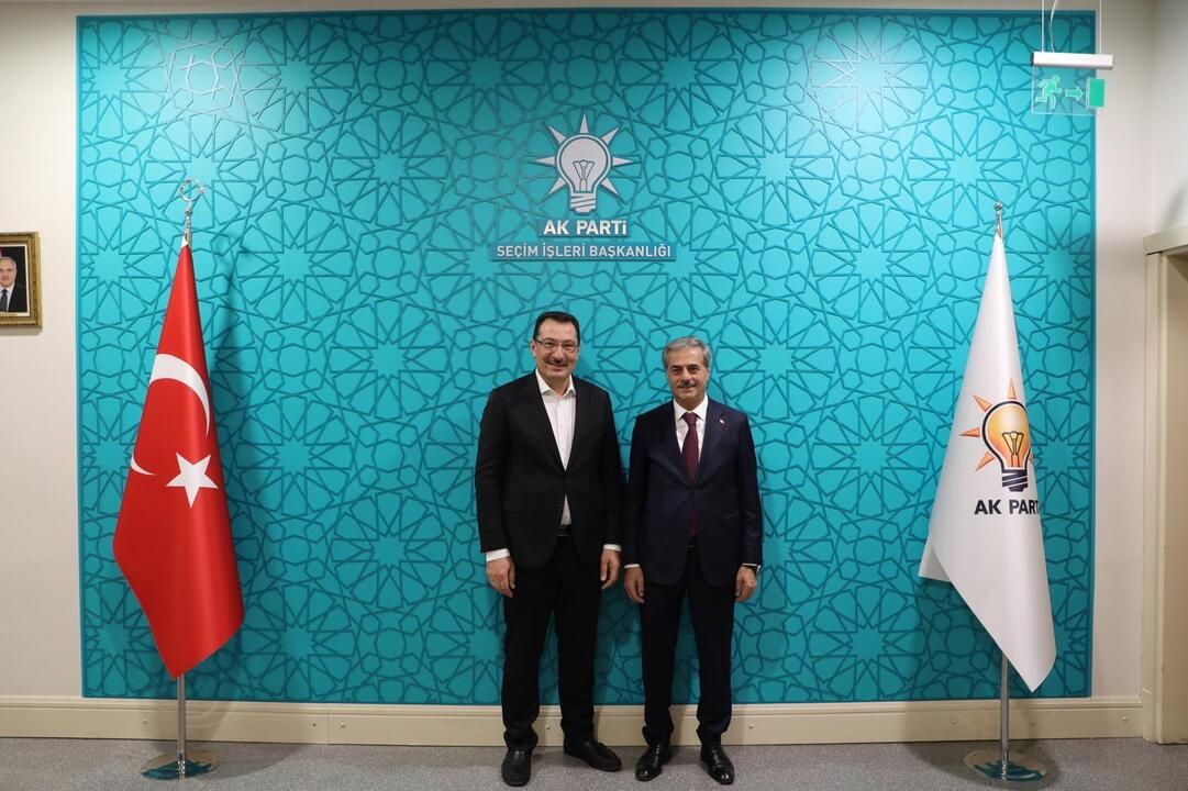 Başkan Alemdar AK Parti Genel Merkezi'nde