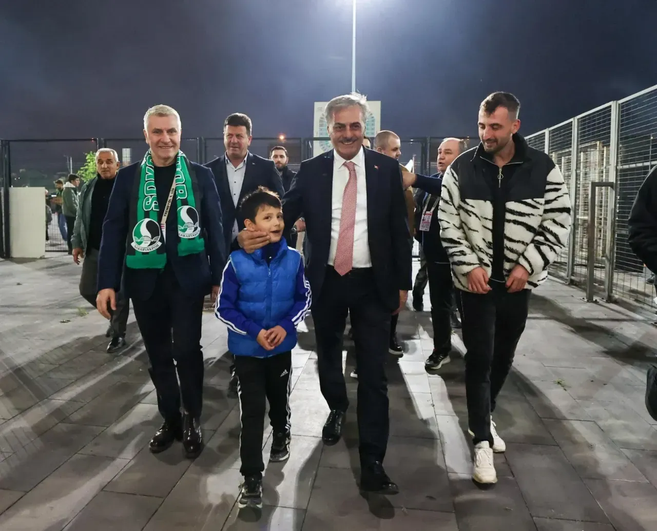 Başkan Alemdar'dan Sakaryaspor paylaşımı: Galibiyete inanmıştık, tebrikler takım!