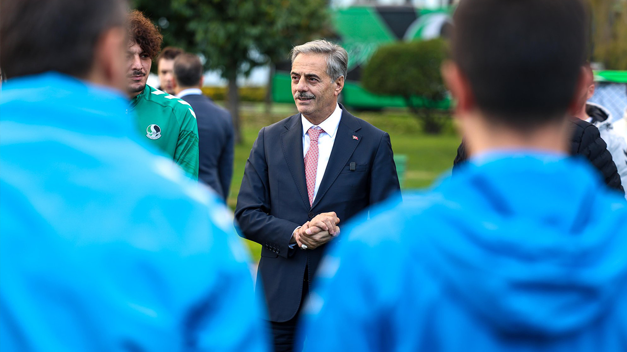 Başkan Yusuf Alemdar'dan özel Sakaryaspor açıklamaları: "Sakaryaspor kayyuma kalmaz"