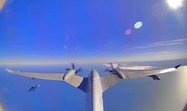 Bayraktar AKINCI'dan bir ilk: EREN mühimmatı ile hava atışında tam isabet