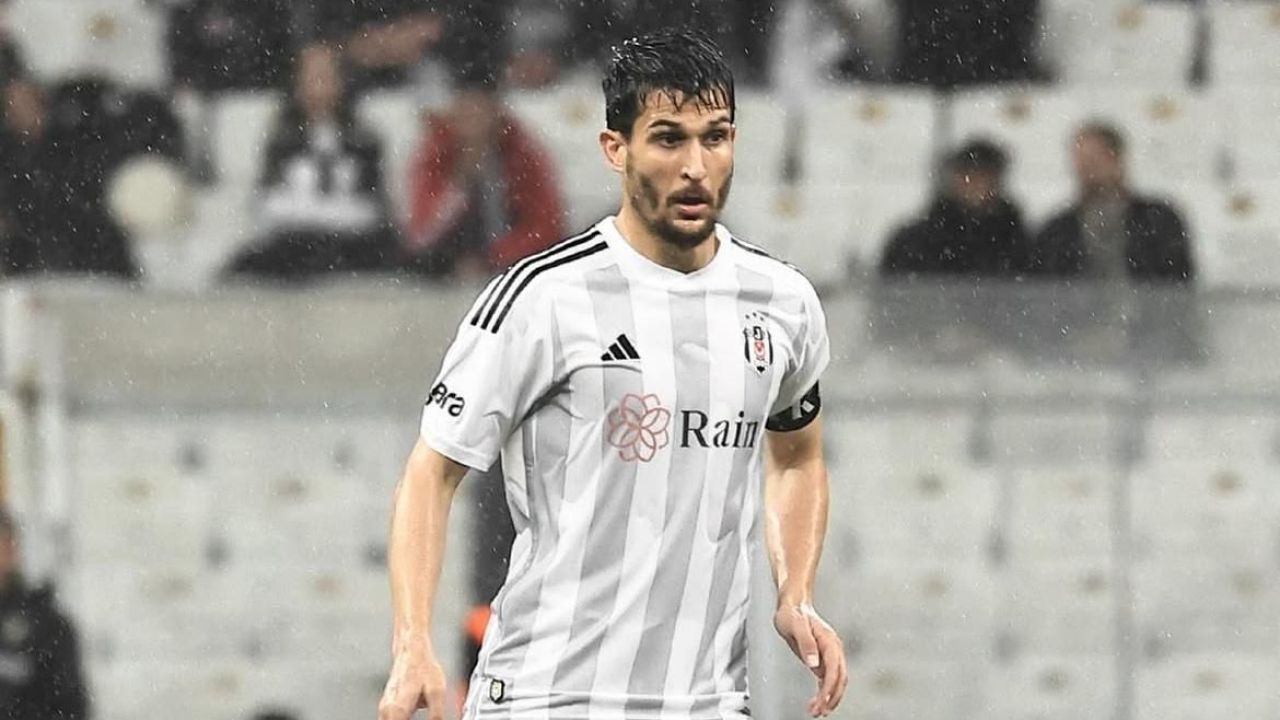 Beşiktaş’ın efsane ismi emekli mi oluyor?