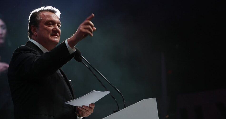 Beşiktaş’ta Hasan Arat ve yönetimi ibra edilmedi