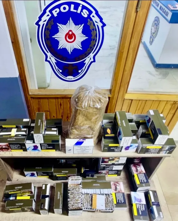 Bilecik'te gümrük kaçağı makaron ele geçirildi