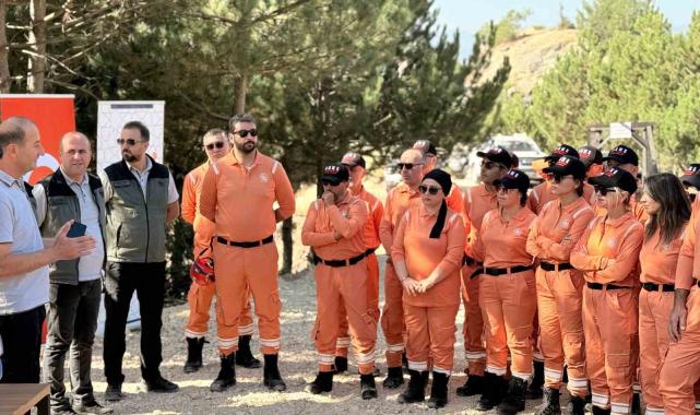 Bolu'da arama kurtarma derneklerine orman yangını eğitimi verildi