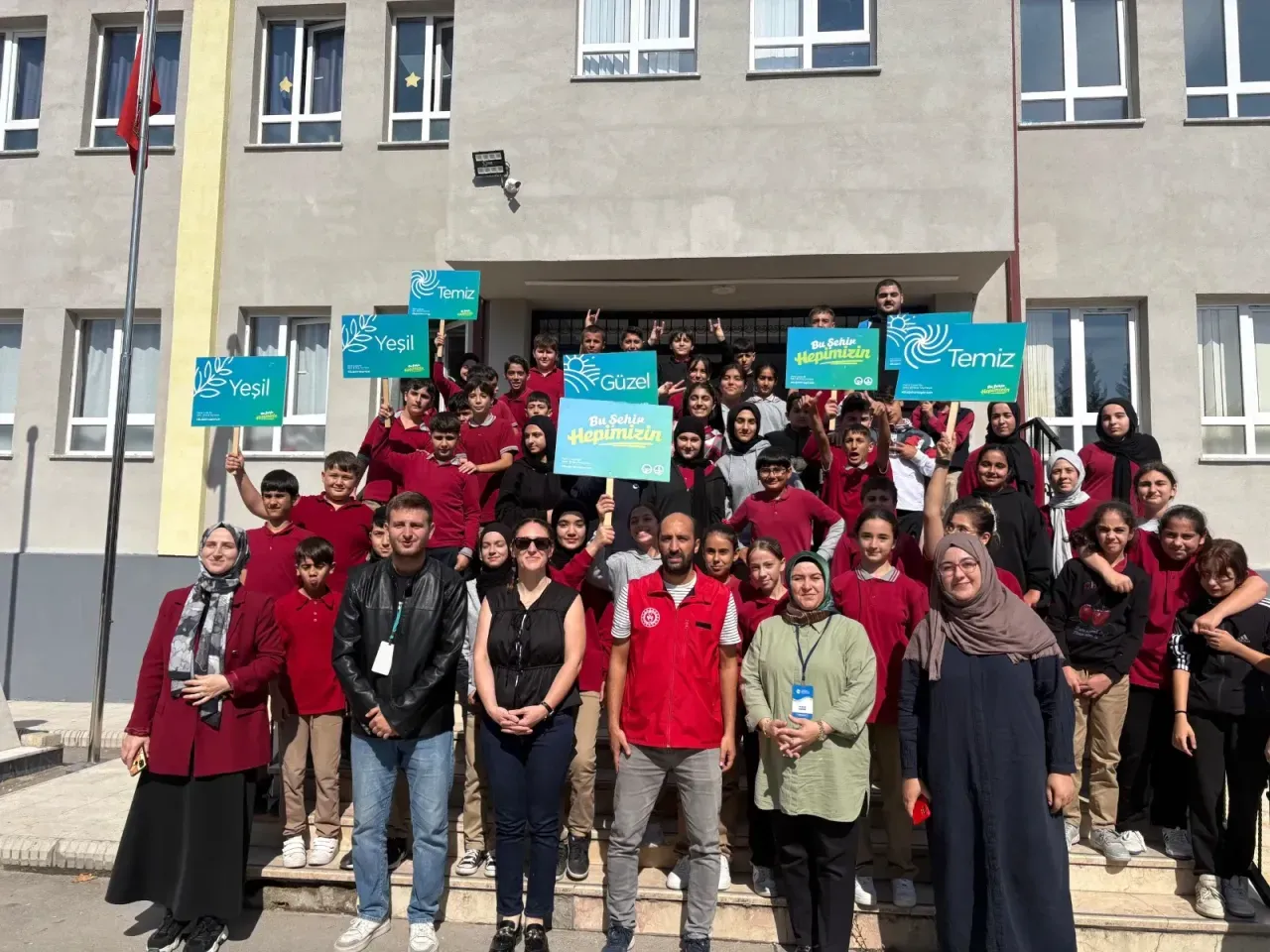 Büyükşehir çocuklarla bir arada!