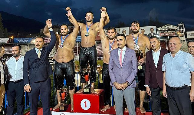 Büyükşehir Sporcularından Gurur Dolu Zaferler