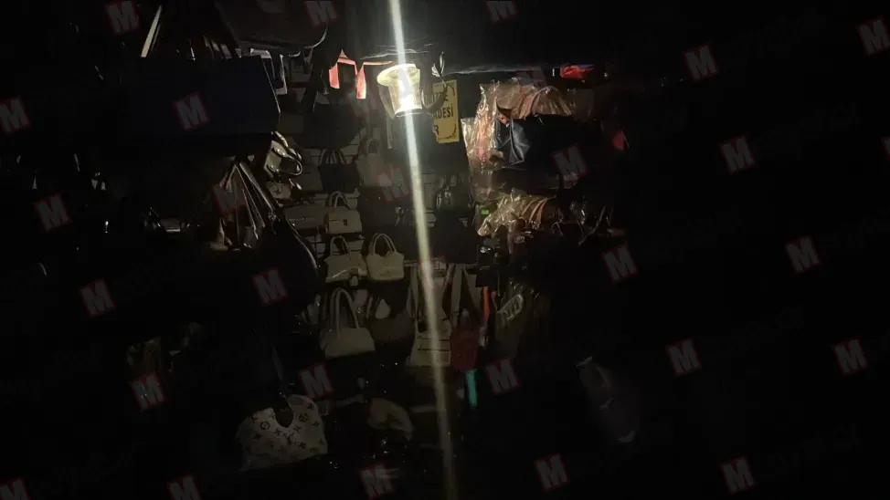 Çark Caddesi’nde elektrikler kesildi, esnaf kepenk indirdi!