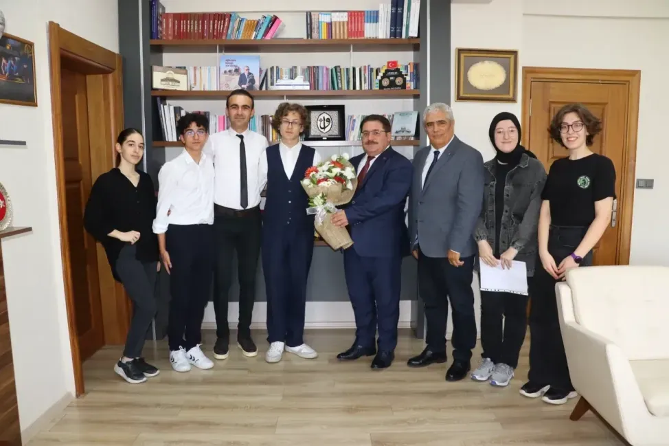 Cevat Ayhan Fen Lisesi’nin yeni müdürü belli oldu