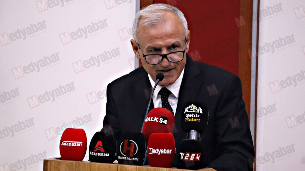 CHP'li meclis üyesi Şaban Koludra basına salladı