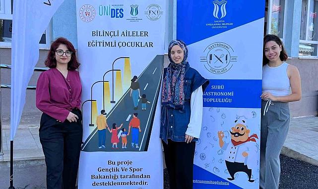 Çocukların eğitimi ve sağlığı için sahadaydılar