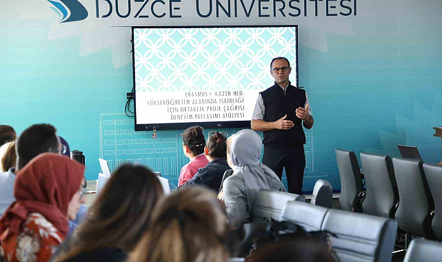 Düzce Üniversitesi'nde Erasmus+ KA220 projeleri atölyesi düzenlendi