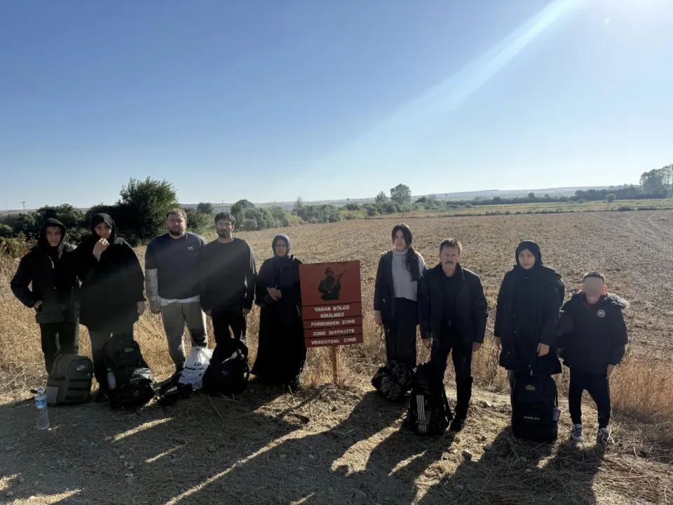 Edirne'de 18 düzensiz göçmen yakalandı