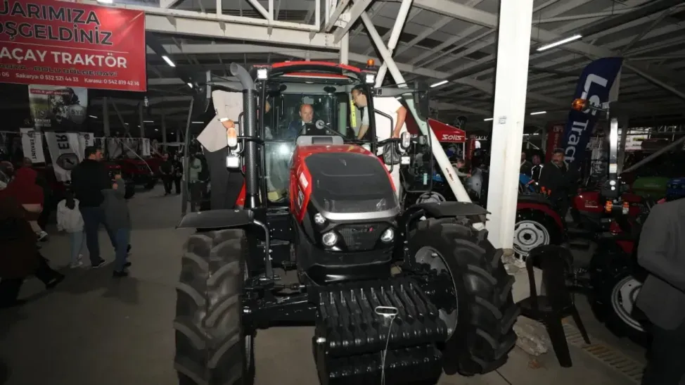 Ferizli 2. Tarım Fuarı coşkuyla açıldı