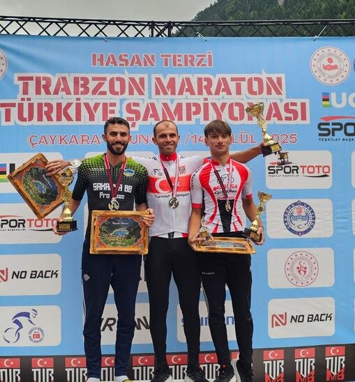 Furkan Akçam şampiyonada Türkiye ikincisi oldu