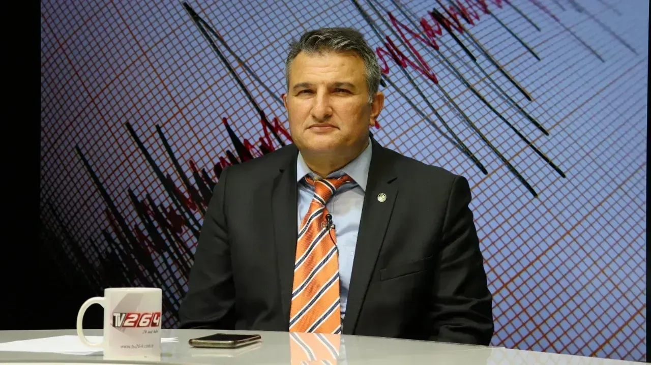 Gazetecilerin gündemi: Sakarya'yı bekleyen deprem!
