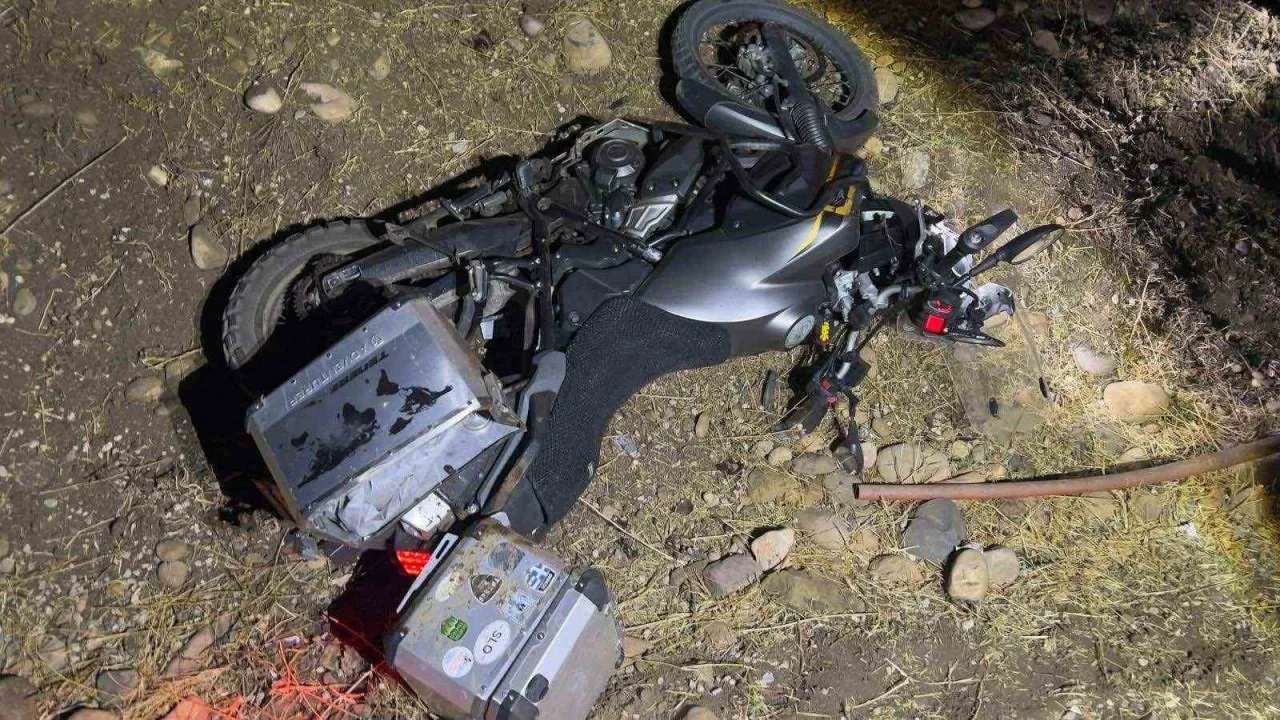 Gaziantep’te motosiklet ineğe çarptı: Sürücü hayatını kaybetti, inek telef oldu