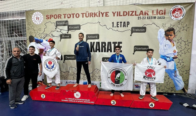 Gaziosmanpaşalı karatecilerden Türkiye Yıldızlar Ligi'nde 14 madalya