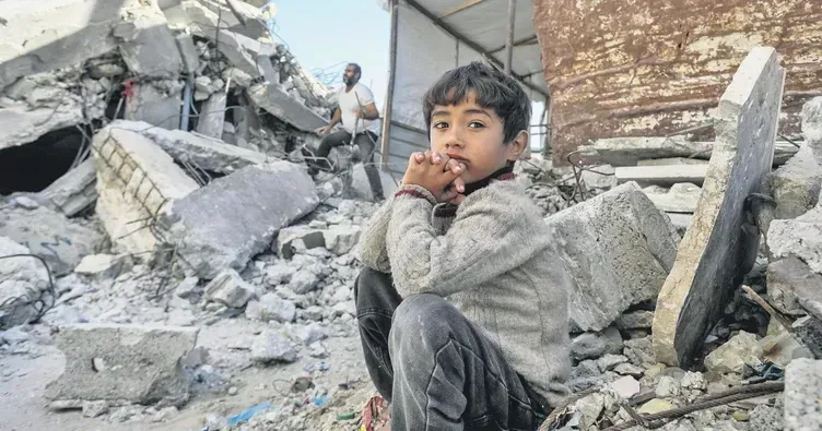 Gazze’de can kaybı 70 bin 366’ya yükseldi