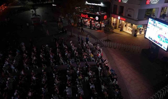 Gebze'de dev ekranda milli final heyecanı yaşanacak