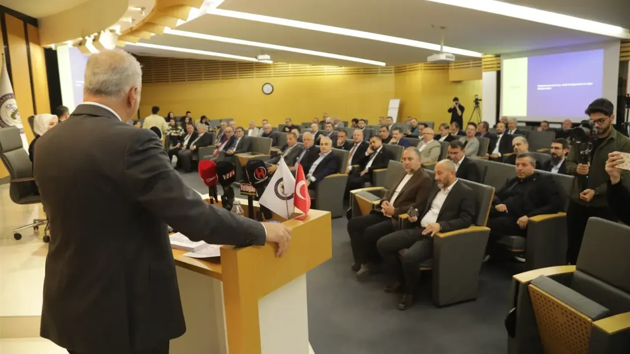 İş dünyası dertli: Krediye erişimde hâlâ ciddi maliyetler ve zorluklar yaşanıyor