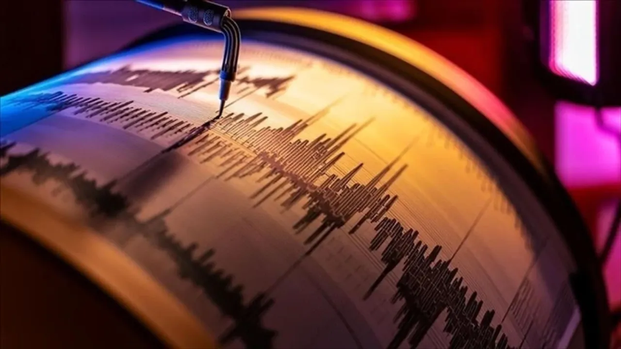 Japonya açıklarında 7,6 büyüklüğünde deprem