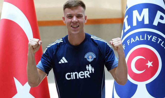 Kasımpaşalı Andri Baldursson'un hayali Premier Lig