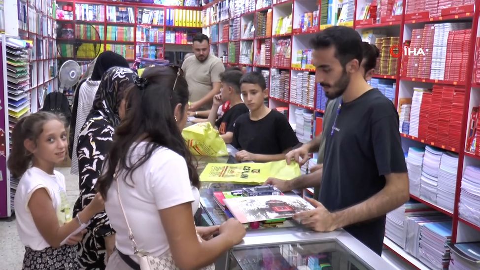 Kırtasiyelerde okul alışverişi yoğunluğu başladı