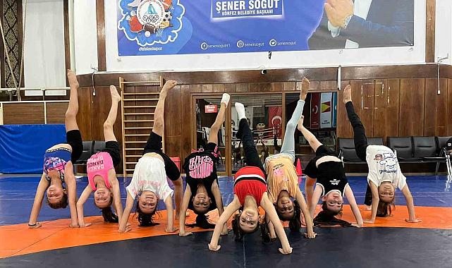 Körfez'in minik cimnastikçileri geleceğe umutla bakıyor