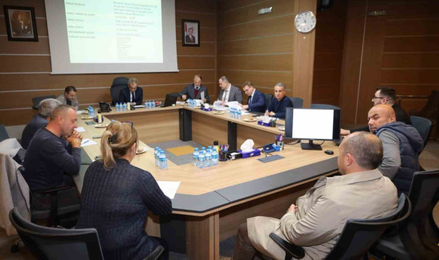 Kurallara uymayan sürü ve tarihi geçmiş ürün satan marketçilere ceza