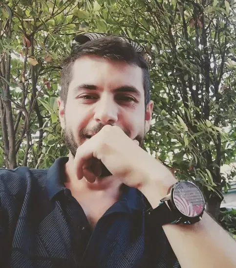 Mahalleli silah sesiyle uyandı: 33 yaşındaki genç yaşamına son verdi