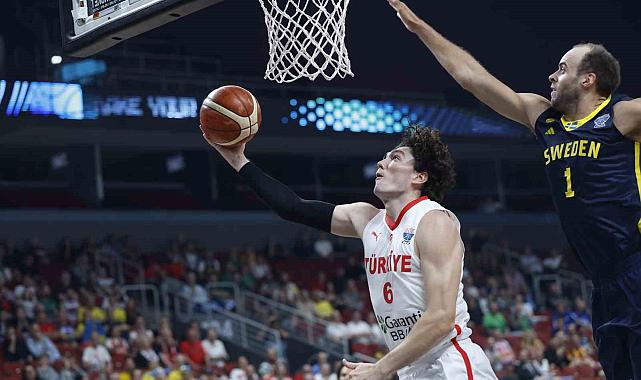 Milliler, Avrupa Basketbol Şampiyonası'nda çeyrek finale yükseldi