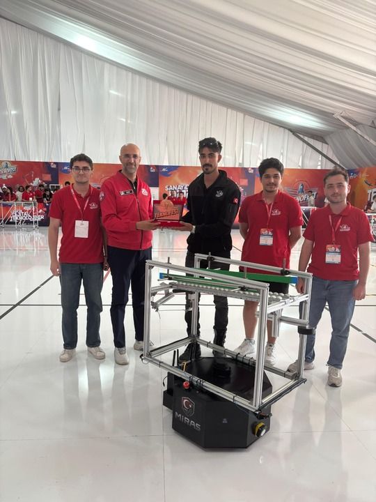 Miras Takımı Teknofest’te ödül aldı