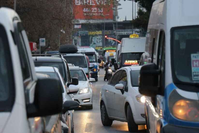Okullar açılıyor! Sabah saatlerinde trafikte yoğunluk bekleniyor