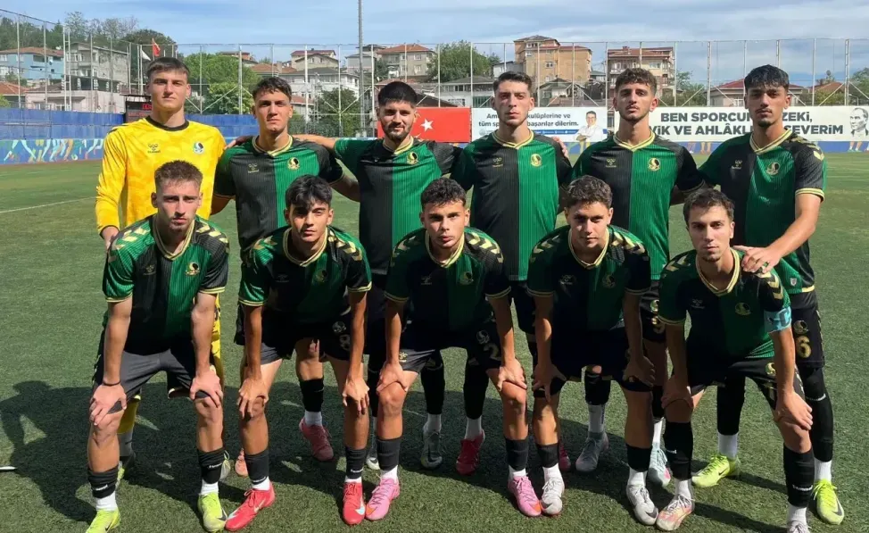 Olaylı maçta Sakaryaspor U19, Sarıyer’i devirdi!