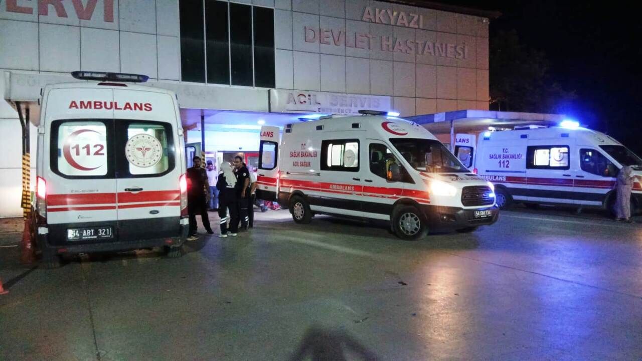 Otomobil tarlaya uçtu 1 yaralı