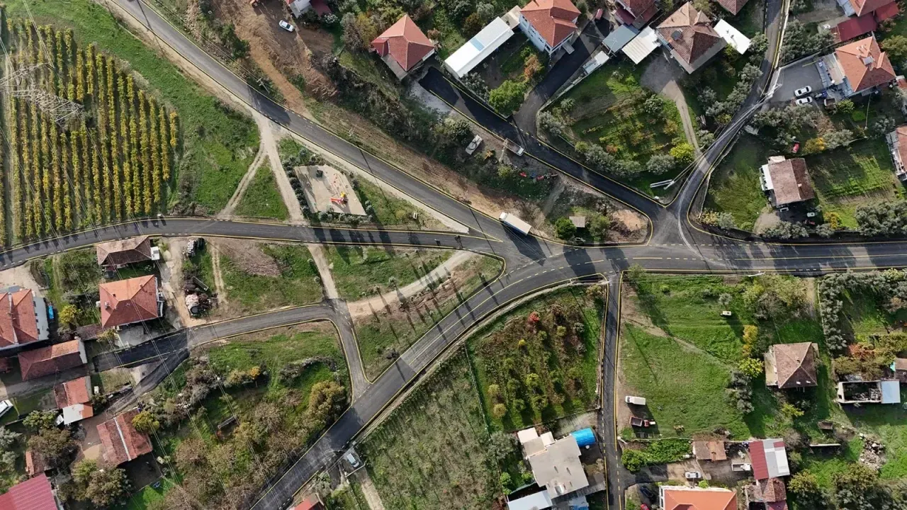 Pamukova’da 6 mahalle yeni yüzüne kavuştu!