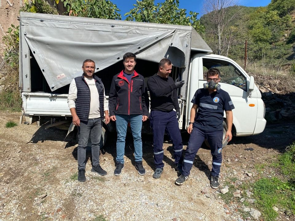 Pamukova’da kokarca alarmı! Ekipler sahada ilaçlama çalışmasını sürdürüyor
