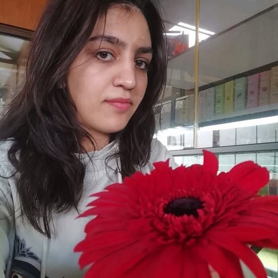 Sakarya'da akşam yemeğinden sonra fenalaşan genç kız kurtarılamadı!