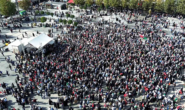 Sakarya'da binlerce kişi Gazze'ye özgürlük için yürüdü