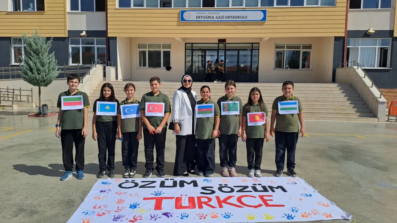 Sakarya'da "Dilimizin Zenginlikleri Projesi" kapsamında etkinlik düzenlendi