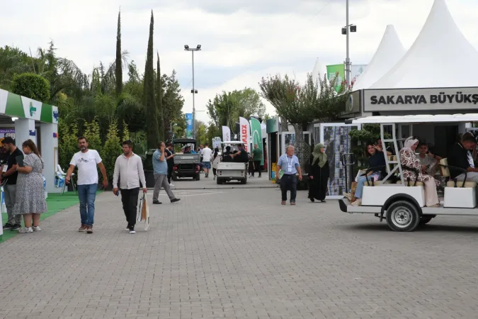Sakarya'da düzenlenen uluslararası süs bitkiciliği ve peyzaj fuarı sona erdi