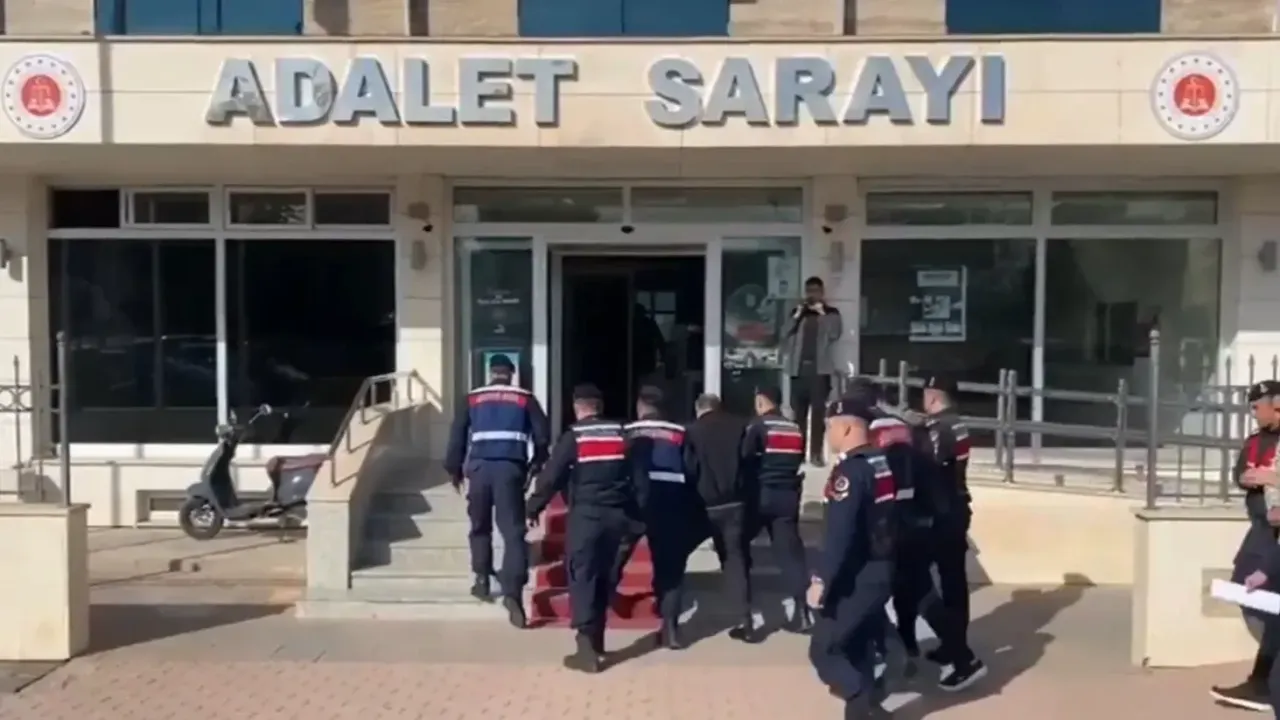 Sakarya'da ehliyet sınavı çetesine operasyon!
